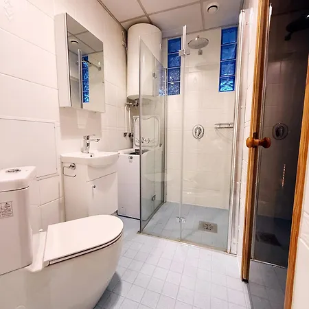 2 Bedroom Citycenter With Sauna And Free Privat Parking Appartamento